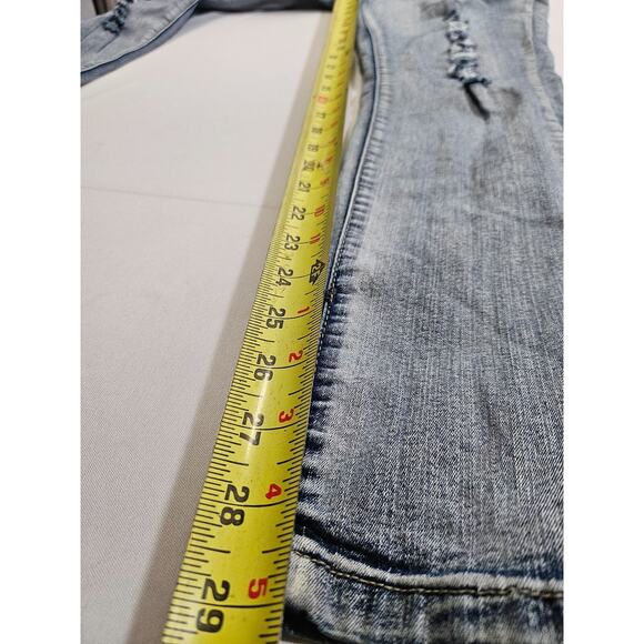 Alondra Women's Light fade Skinny Jeans Size 9, Distressed Two Button Jeans - Picture 12 of 15